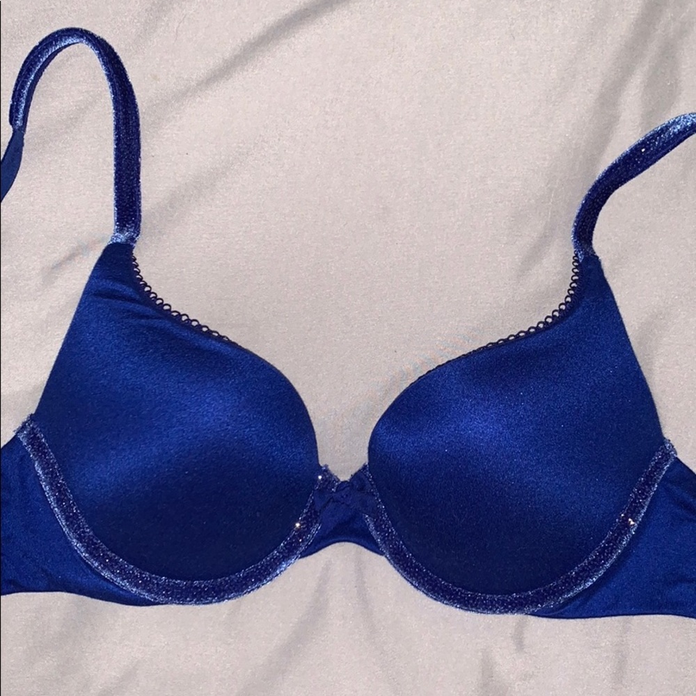Cobalt blue Victoria Secret Everyday Push-up bra